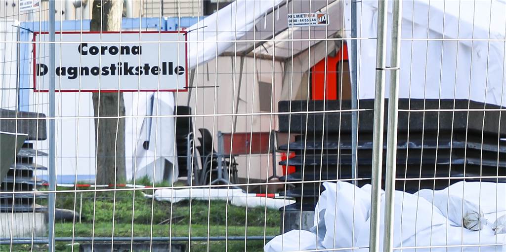 Nach Einreise aus Risikogebiet: Gesundheitsamt verweigert den Corona-Test Das wieder installierte Testzentrum am Klinikum Nord in Dortmund