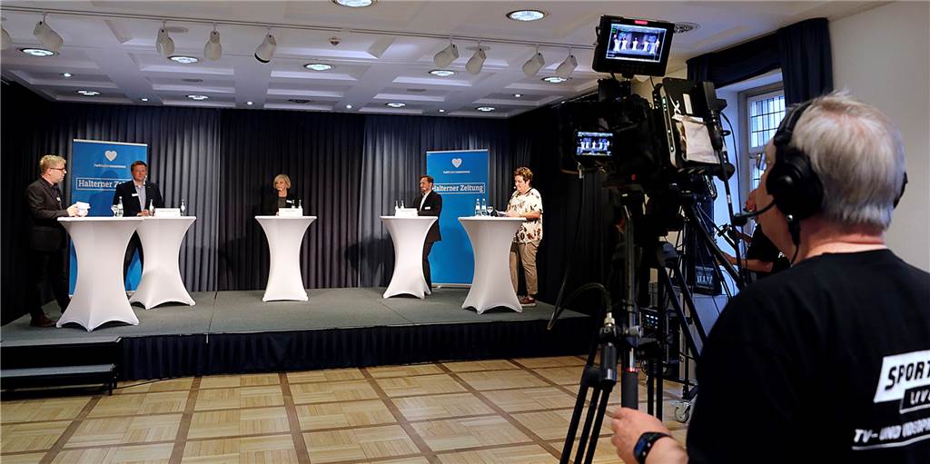 Die Halterner Zeitung fühlt den Bürgermeister-Kandidaten auf den Zahn Podiumsdiskussion mit den Bürgermeister-Kandidaten im Alten Rathaus Haltern