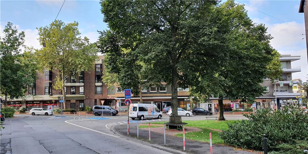 Am Münsterplatz soll es mehr Platz und Sicherheit für Fußgänger geben Der Münsterplatz soll neu gestaltet werden. Dabei sollen die Belange von Fußgängern besser beachtet werden.