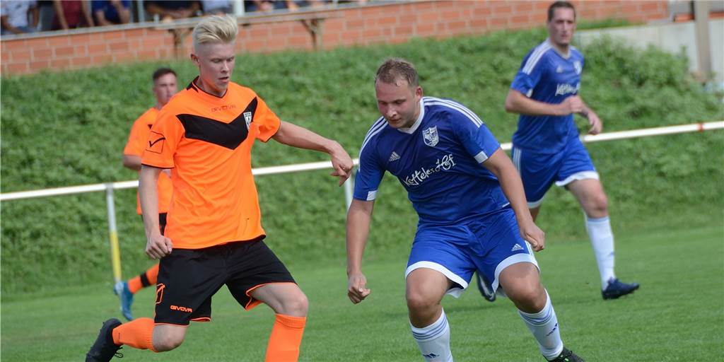 Klatsche: Hullern kommt bei Concordia Flaesheim II unter die Räder Joshua Timmer (l.) erzielte das 1:0 für den SV Hullern gegen Flaesheim.