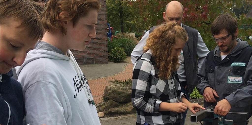Einen Markt der Möglichkeiten wie auf diesem Bild aus 2019 wird es dieses Jahr in Heek nicht geben. Dafür ist die Gemeinde Teil der "Nacht der Ausbildung".