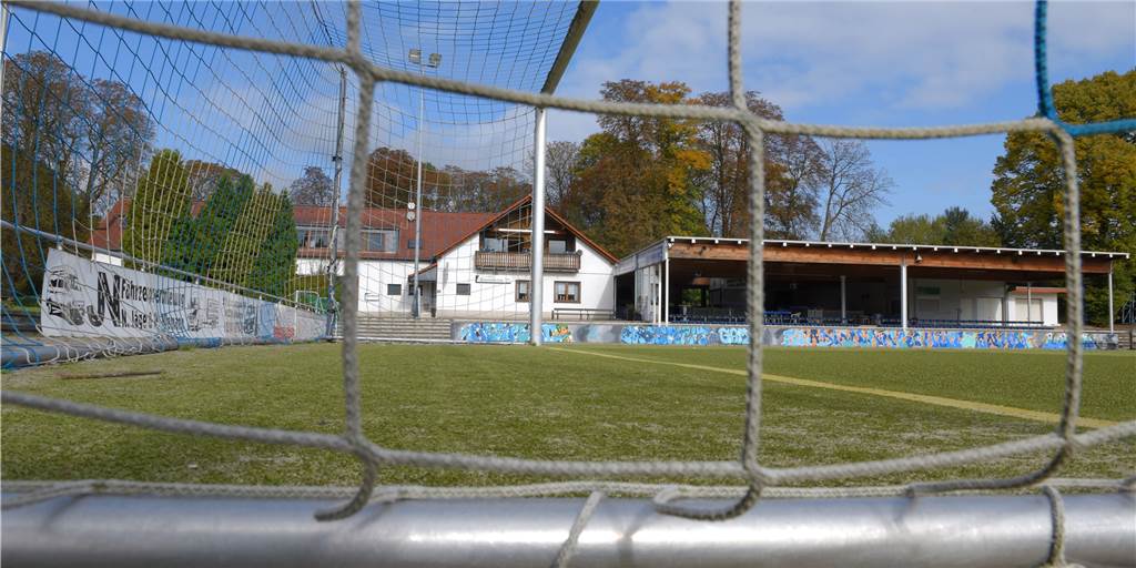 Berlin will Sportarena Wandhofen mit 2,7 Millionen Euro fördern Wenn in Wandhofen eine neue Sportanlage entsteht, soll auf dem Schützenhof des VfL Schwerte ein Discounter gebaut werden.