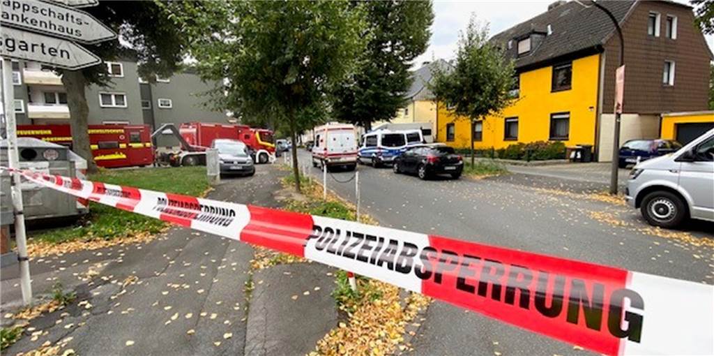 Viele Fotos: Eindrücke vom Großeinsatz in Lütgendortmund Das Gebiet war weiträumig abgeriegelt.