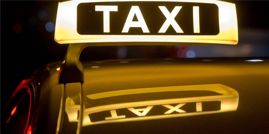 Taxi-Gutscheine sollen in Dortmund die Sicherheit für Frauen erhöhen Wenn es nach der CDU geht, dürfen Frauen in Dortmund nachts bald günstiger mit dem Taxi fahren. Das soll ihr Sicherheitsgefühl stärken.