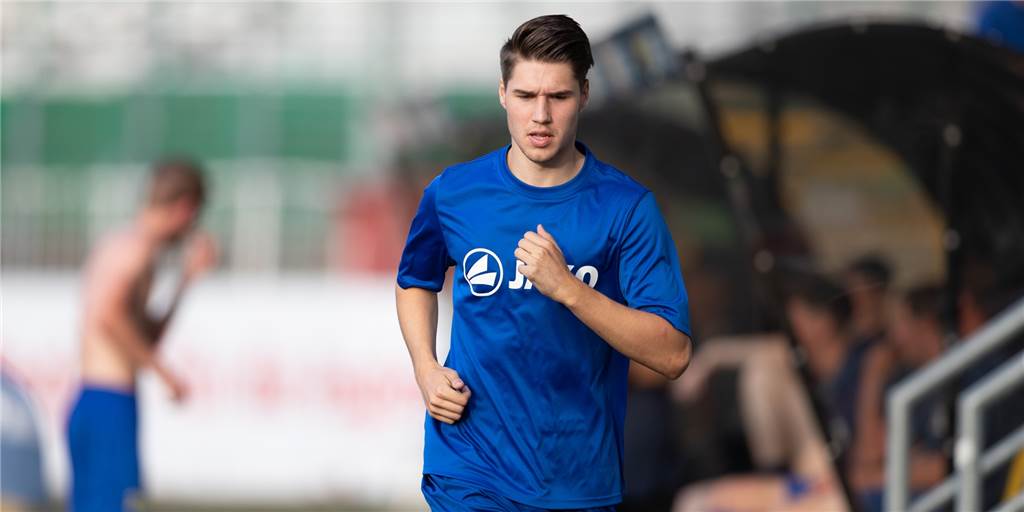 Luca Dombrowski: „Ich möchte die Jungs auch von außen pushen“ Luca Dombrowski: „Ich möchte die Jungs auch von außen pushen“