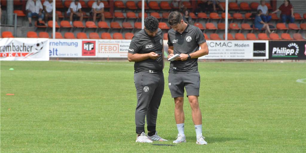 Dorstens beste Fußballteams spielen am Dienstagabend im Pokal Dorstens beste Fußballteams spielen am Dienstagabend im Pokal