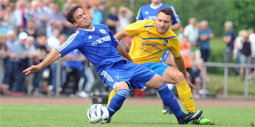 Hendrik Nünning: Drei Tore und ein Rückwärtssalto Hendrik Nünning (r.) war der Matchwinner der Spielvereinigung am zweiten Spieltag.