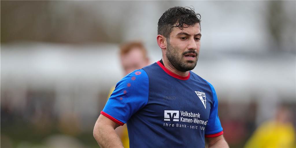 WSC-Spieler Burak Katirci ist momentan auf der Suche nach der Zeit für Fußball WSC-Spieler Burak Katirci ist momentan auf der Suche nach der Zeit für Fußball