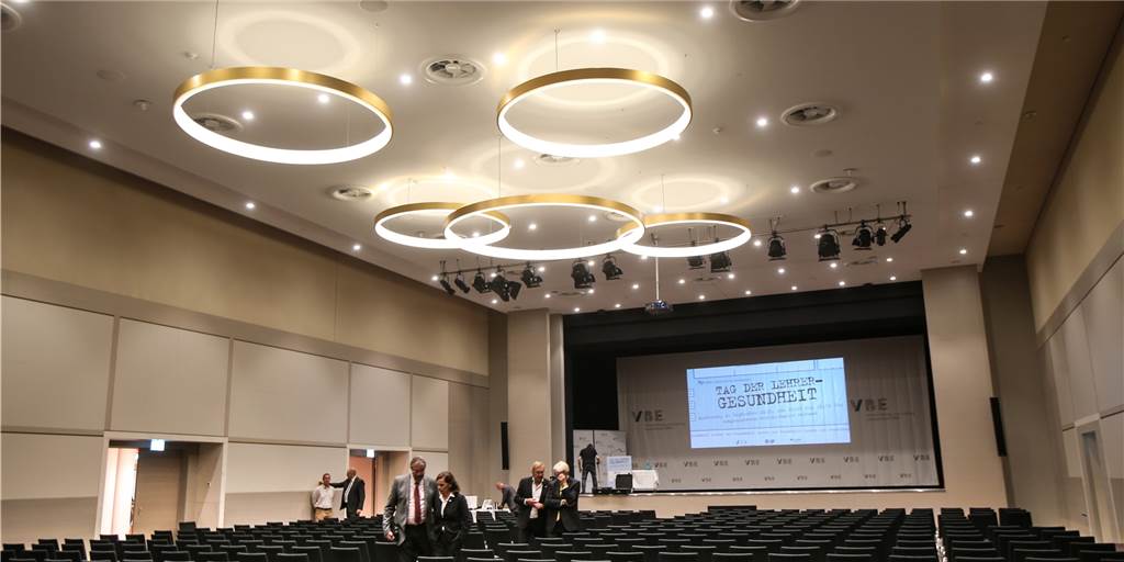 Der neue Rat wird zunächst für zwei Jahren im Kongresszentrum Westfalenhalle tagen. Das Ausweichquartier ist notwendig, weil das Rathaus saniert wird.