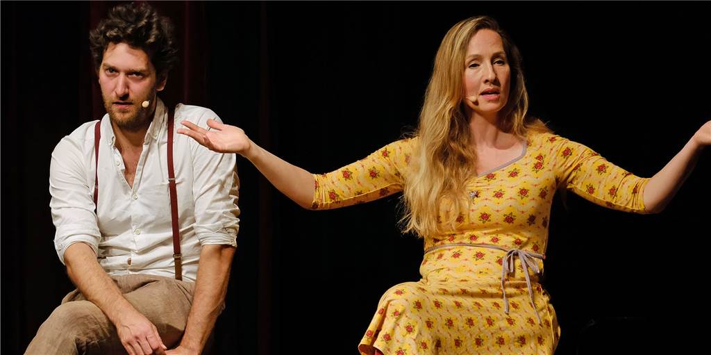 Duo überzeugt mit ganz eigener Bühnenstreitkultur im Gemeinschaftshaus Wiebke Eymess und Friedolin Müller sind zusammen das Comedy-Duo „Das Geld liegt auf der Fensterbank, Marie“. Am Freitag machten sie Station im Gemeinschaftshaus Wulfen.