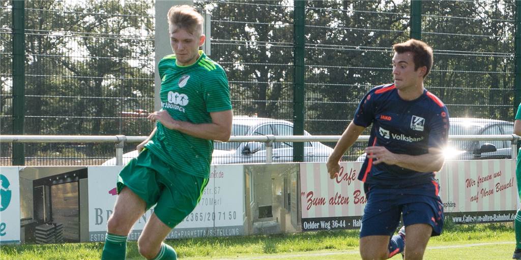 Neuzugang trifft doppelt: Lippramsdorf gewinnt „ein ganz merkwürdiges Spiel“ Luca Dunkhorst (l.) und der SV Lippramsdorf feierten den zweiten Sieg der Saison.