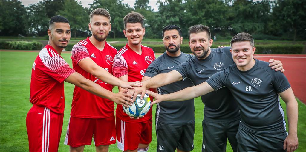 Ex-Westfalenliga-Stürmer steht im Tor beim TuS Hannibal - und holt sich Tipps bei Youtube Ex-Westfalenliga-Stürmer steht im Tor beim TuS Hannibal - und holt sich Tipps bei Youtube