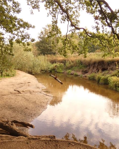 Der beliebte Aussichtspunkt „Teufelsschlucht“ an der Berkel in Kleinemast zieht Besucher von nah und fern an.