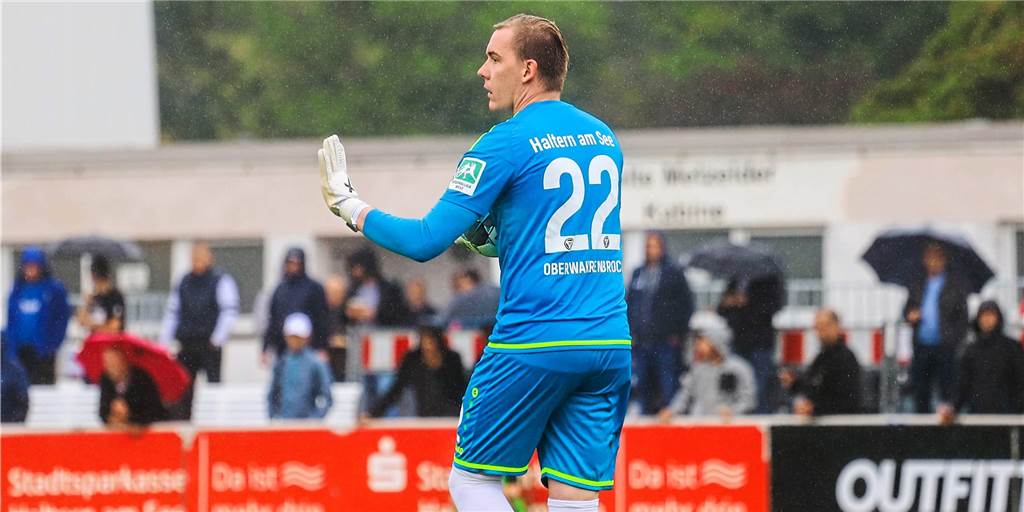 Kehrtwende in Bayern: Die Saison geht weiter - ein Ex-Halterner ist mittendrin Tim Oberwahrenbrock hat den TuS Haltern am See nach der vergangenen Saison verlassen und ist nach Bayern gewechselt.