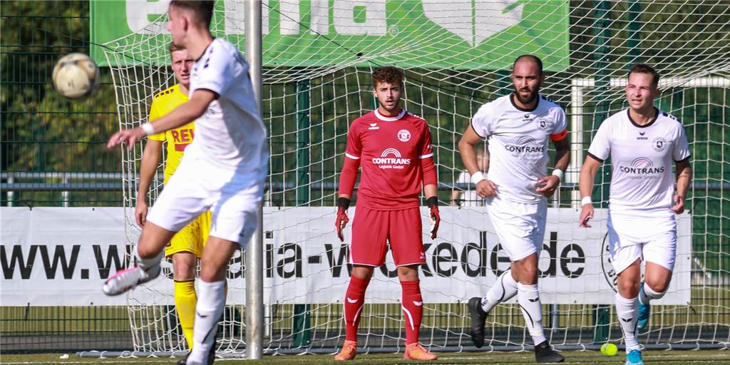 Ticker zum Nachlesen: Wickede kassiert Klatsche und verliert zwei Spieler Ticker zum Nachlesen: Wickede kassiert Klatsche und verliert zwei Spieler