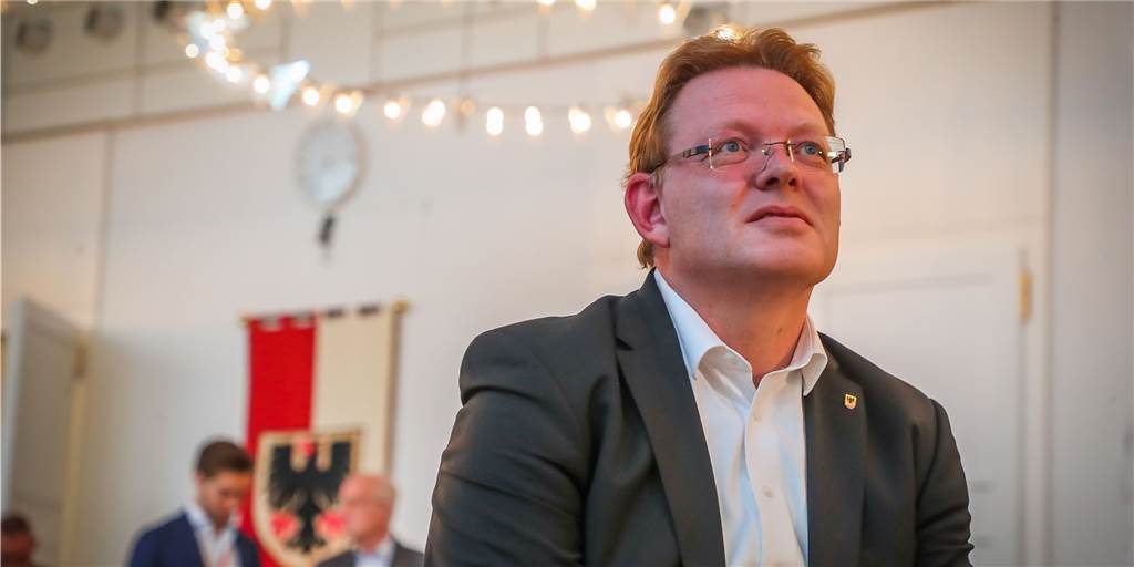 Video: Andreas Hollstein über die Niederlage im „Elfmeterschießen“ Andreas Hollstein hat es bei der Stichwahl nicht geschafft, Dortmunds neuer Oberbürgermeister zu werden.