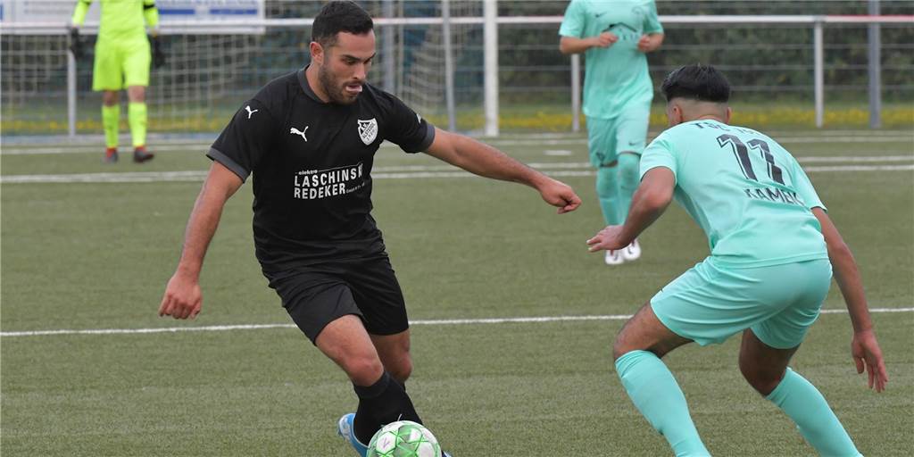 Verrücktes Spiel in Alstedde: 85 Minuten in Unterzahl, Tor in der fünften Minute der Nachspielzeit Verrücktes Spiel in Alstedde: 85 Minuten in Unterzahl, Tor in der fünften Minute der Nachspielzeit