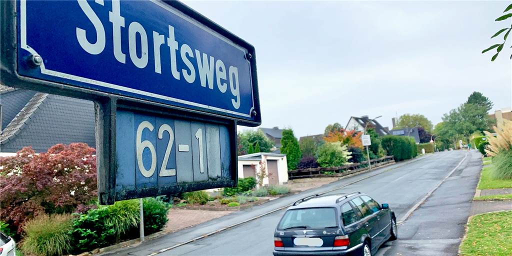 Verkehrschaos vor Kindergärten – jetzt soll die Stadt eingreifen Verkehrschaos vor Kindergärten – jetzt soll die Stadt eingreifen