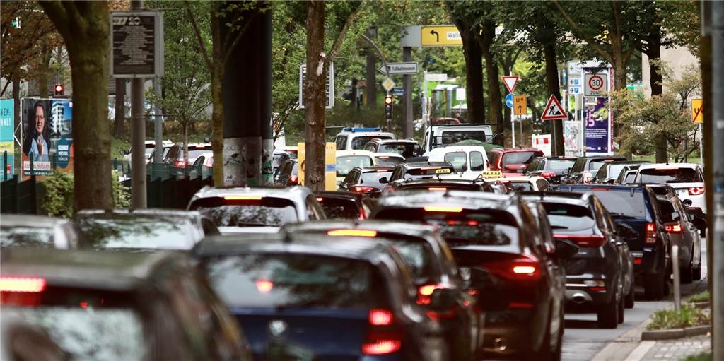 Viele Staus und volle Straßen: Der Warnstreik in Dortmund in Bildern Viele Staus und volle Straßen: Der Warnstreik in Dortmund in Bildern