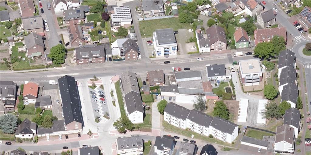 Bauarbeiten: Klosterstraße ein Jahr lang für Durchgangsverkehr dicht Der erste Bauabschnitt der Klosterstraße läuft stadteinwärts zwischen Georgplatz (links) und Kreisverkehr Hafenstraße.
