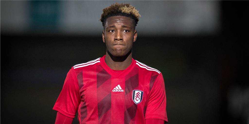 BVB will Fulham-Stürmer Abraham – Transfer scheitert wegen Kleinigkeit BVB will Fulham-Stürmer Abraham – Transfer scheitert wegen Kleinigkeit