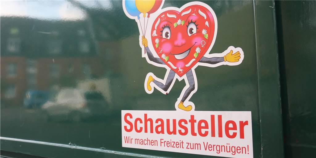 Absage der Mini-Sim-Jü ist für Schausteller „katastrophal und nicht nachvollziehbar“ „Wir machen Freizeit zum Vergnügen!“ - das Credo der Schausteller kann in diesem Jahr nicht in die Tat umgesetzt werden. Dass auch die Mini-Sim-Jü, die unter strengen Hygieneregeln stattfinden sollte, abgesagt wurde, können die Schausteller nicht nachvollziehen.