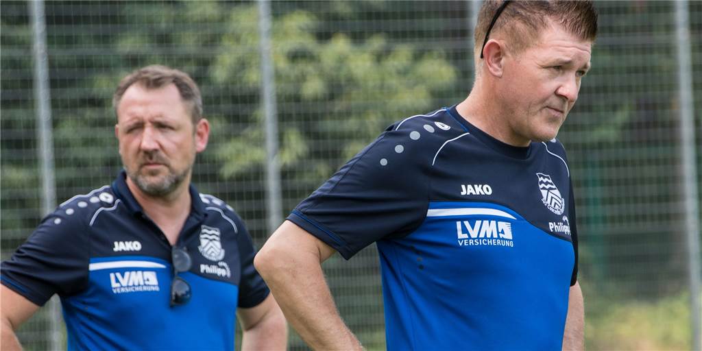Corona im Spieler-Umfeld: Entscheidung über Flaesheim-Spiel ist gefallen Michael Onnebrink und seine Spieler haben erst am Samstag erfahren, ob am Sonntag gespielt werden kann oder nicht.