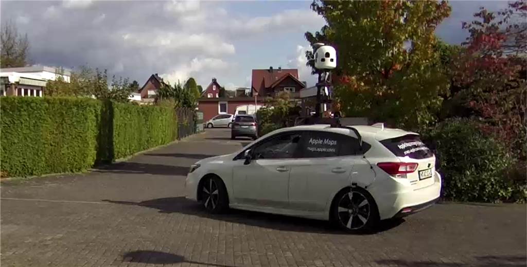 Apple-Auto mit Rundum-Kamera unterwegs in Werne Sammelt Daten für den Kartendienst: Das Apple-Auto in Werne.