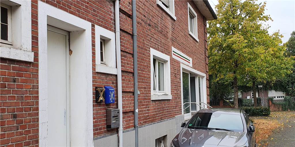 Drogenplantage im Katthagen: Polizei fehlt die wirklich heiße Spur In diesem verlassenen Gebäude im Katthagen betrieben der oder die Unbekannten die professionelle Drogenplantage.