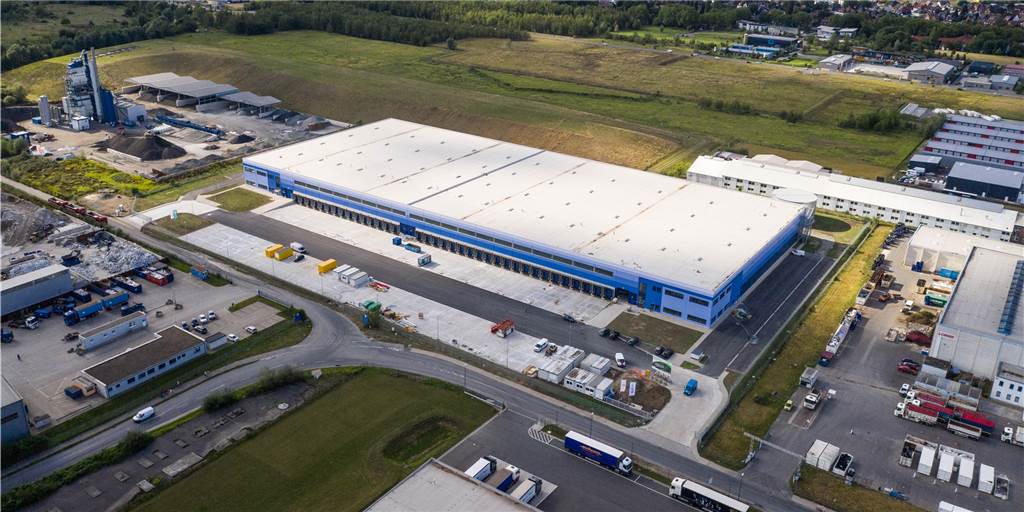 Die Firma "Recht Logistik" ist der Mieter im neuen Logistikpark Dortmund-West am Deininghauser Weg in Castrop-Rauxel.