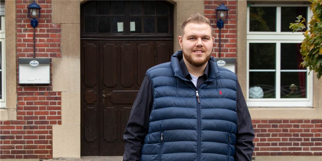 Zukunft der Höstenpumpe ist ungewiss: Betreiber wechselt auf neues Konzept Dennis Busscher (26) sucht einen Nachfolger für die Höstenpumpe. Ab März 2021 möchte er mit seinem neuen Konzept "Taste It" ein neues Geschäft in der alten Gaststätte Schulte, Barle 1, eröffnen. Aus familiären und gesundheitlichen Gründen, wie er erklärt.