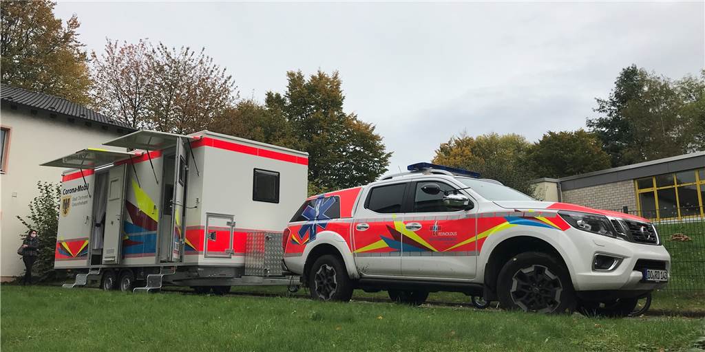 Nach Corona-Fall in Dortmunder Kita: 40 Familien müssen getestet werden Am Mittwoch (21.10.) stand das Corona-Testmobil vor der Kita. Eltern und Kinder mussten zum Abstrich in den Wagen.