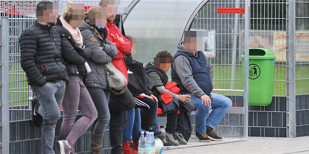 Stadt oder Verein: Wer ist verantwortlich für die Einhaltung der Maskenpflicht? Stadt oder Verein: Wer ist verantwortlich für die Einhaltung der Maskenpflicht?