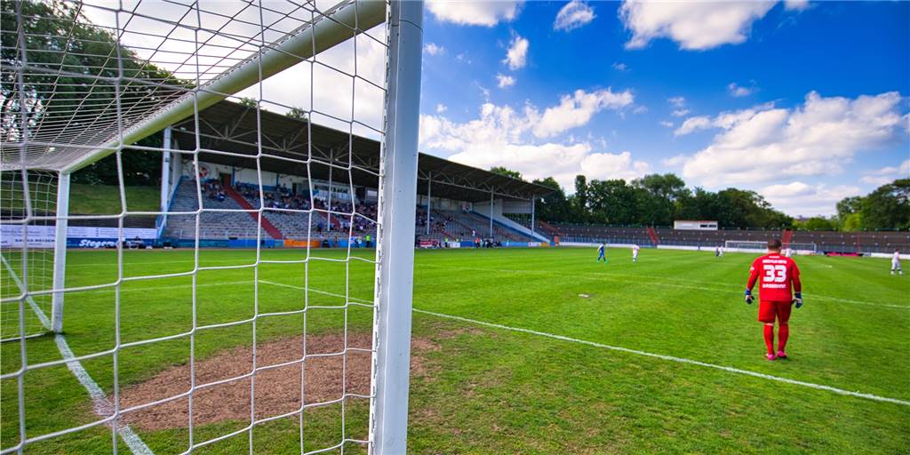 Eine Castrop-Rauxeler Nachbarstadt setzt Zuschauerzahl beim Fußball radikal runter Auf den Sportplätzen einer Castrop-Rauxeler Nachbarstadt gibt es ab Sonntag, 25. Oktober, ein Zuschauer-Limit.