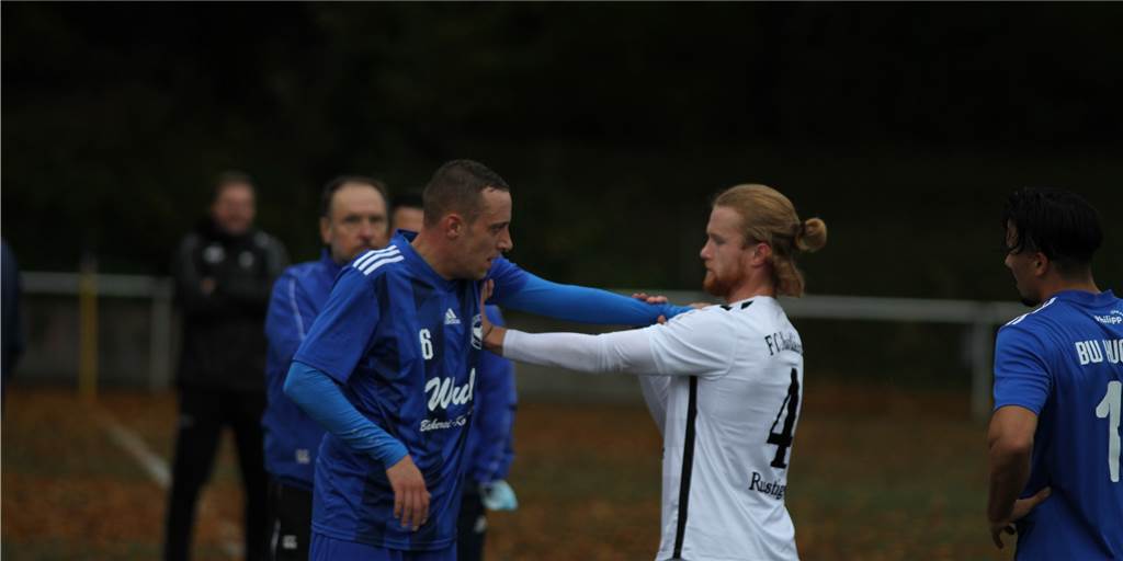 „Größeres als Fußball“: Lars Rustige vom FC Nordkirchen behandelte seinen Gegenspieler noch am Platz „Größeres als Fußball“: Lars Rustige vom FC Nordkirchen behandelte seinen Gegenspieler noch am Platz