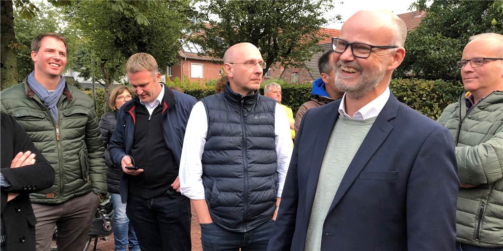 Bernhard Laukötter verzichtet auf Ratsmandat, will sich aber einbringen Bernhard Laukötter am Abend der Stichwahl: Er war enttäuscht, dass er nicht zum Bürgermeister gewählt worden war. Aber das sei nicht der Grund dafür, dass er auf sein Ratsmandat verzichtet hat, betont er.