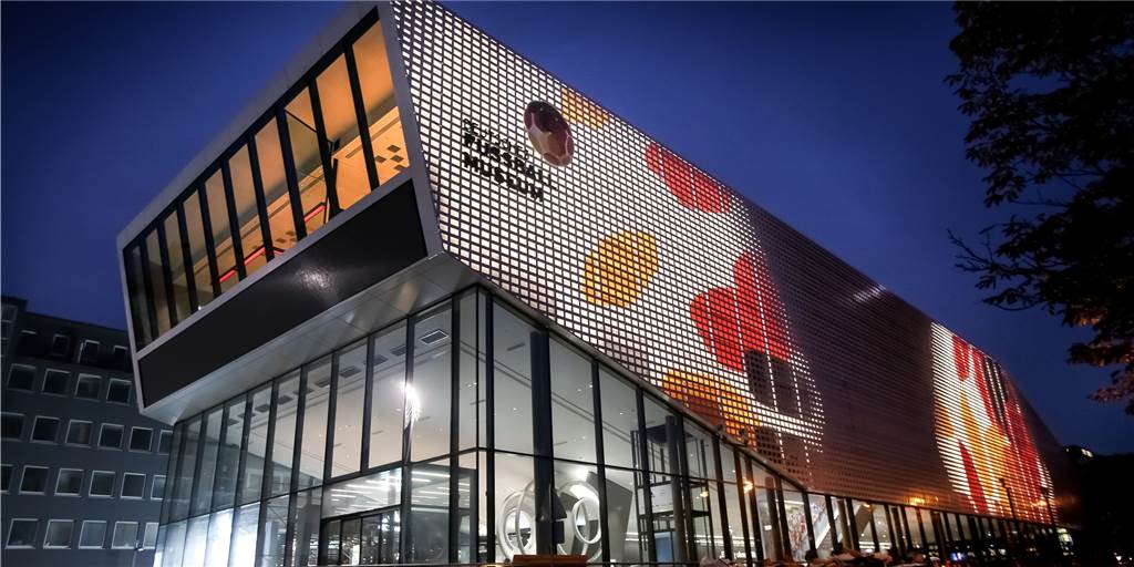 „Teures Prestigeobjekt“? Fußballmuseum wehrt sich gegen Vorwürfe Die Stadt plant, in den kommenden Jahren mehr Geld als ursprünglich geplant in das Fußballmuseum zu investieren. Dafür gibt es Kritik seitens des Bunds für Steuerzahler.