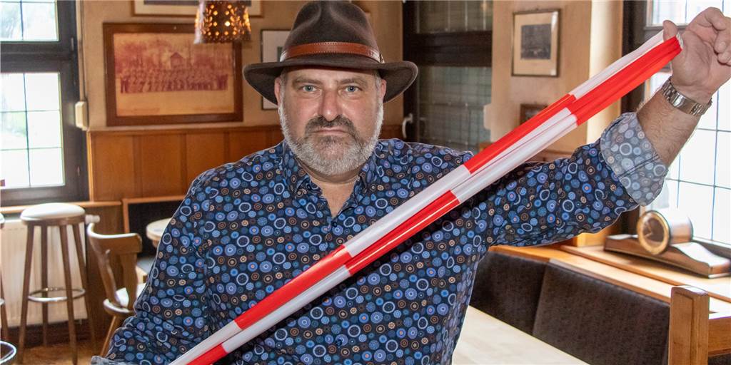 Neuer „Lockdown“: Völliges Unverständnis bei Ahauser Gastronomen Martin Schiedemann, Wirts der Gaststätte "Ahauser Eck" ist unzufrieden mit den neuen Corona-Maßnahmen.