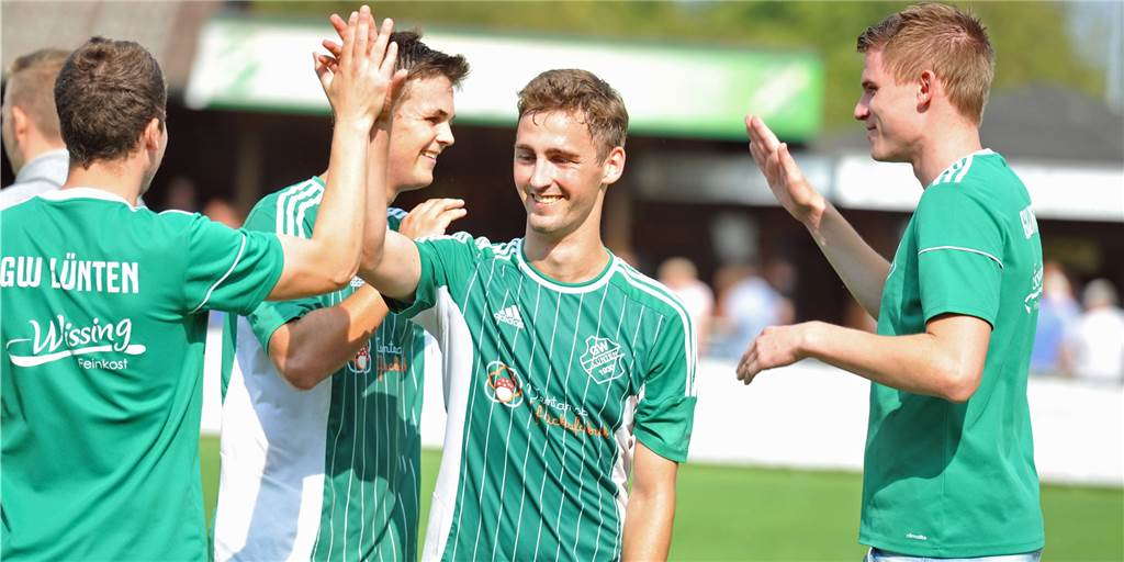 Lüntener mit Leidenschaft ist Spieler des Spieltags GW Lünten stellt mit Tobias Resing (M.) den Spieler des achten Spieltags.