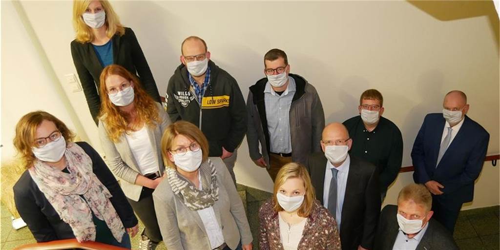 Heinrich Emming aus Südlohn bleibt Kreislandwirt Die neue Kreisstelle: (von links): Anke Knuf, Andrea Steverding, Jana Gewers, Anne Riddebrock, Christian Uebbing, Thomas Wissing, Helena Oing, Karl Werring (Präsident Landwirtschaftskammer), Heiner Flasche, Heinrich Emming sowie Heinrich-Ludger Rövekamp (Geschäftsführer Kreisstelle Borken).