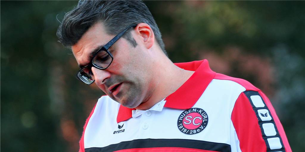 Fußballkreis mit deutlichen Worten zu Kabinen-Partys: Vereine müssen Eier in der Hose haben Fußballkreis mit deutlichen Worten zu Kabinen-Partys: Vereine müssen Eier in der Hose haben