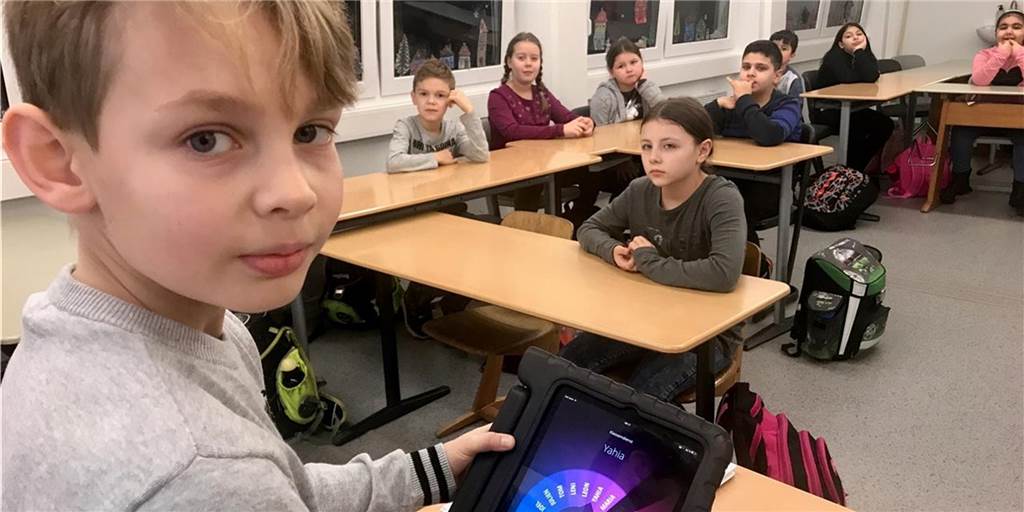 Müssen Eltern in Dorsten das Schulbuch der Zukunft mitbezahlen? Digital-Unterricht an Dorstener Schulen