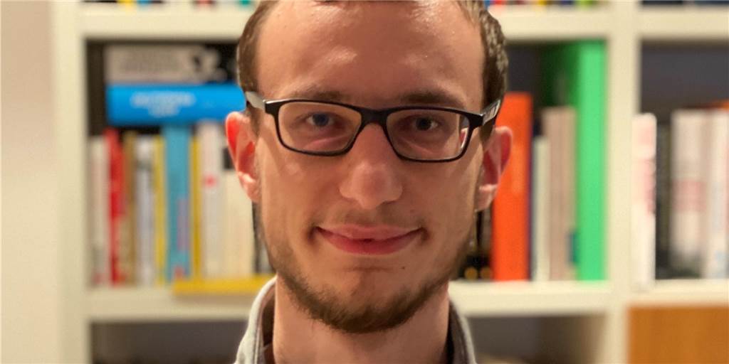 Stadtlohner zeigt mit neuem Modell Effekte des Social Distancing Michael te Vrugt aus Stadtlohn hat mit zwei Kollegen ein Modell entwickelt, um die Auswirkungen von Social Distancing zu berechnen.