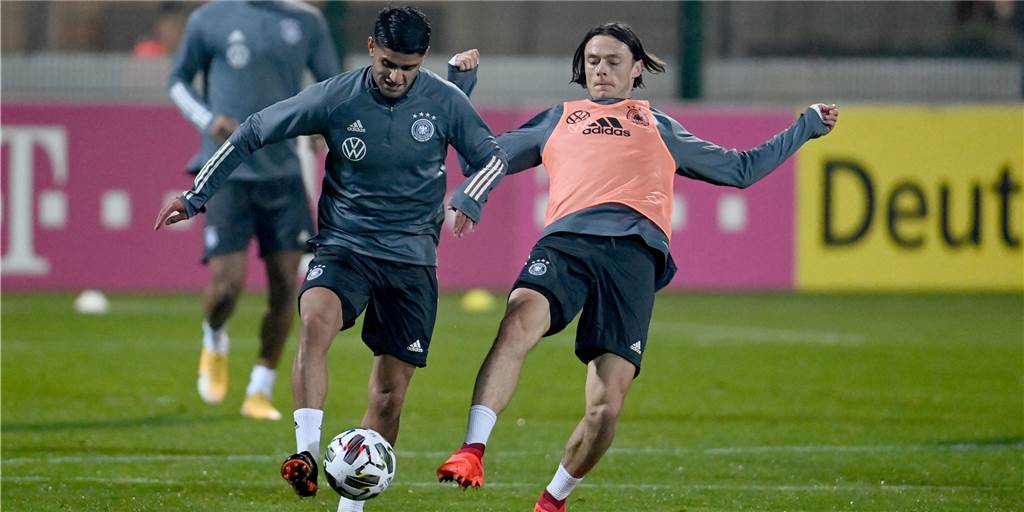 BVB-Profi Nico Schulz: Dritte Reihe links – EM-Teilnahme in Gefahr BVB-Profi Nico Schulz: Dritte Reihe links – EM-Teilnahme in Gefahr