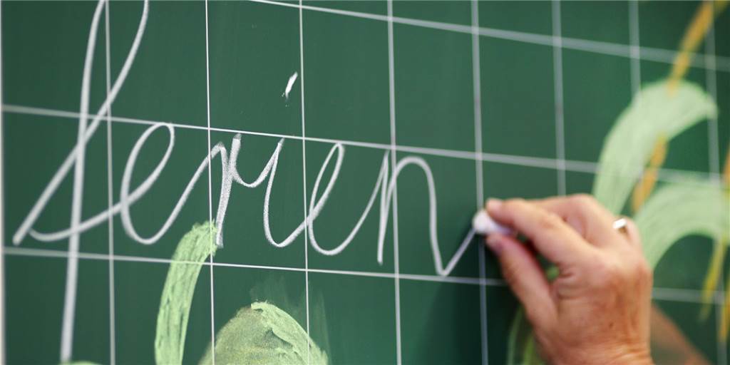 Längere Weihnachtsferien: An Castrop-Rauxels Schulen sind Fragen offen Längere Weihnachtsferien: An Castrop-Rauxels Schulen sind Fragen offen