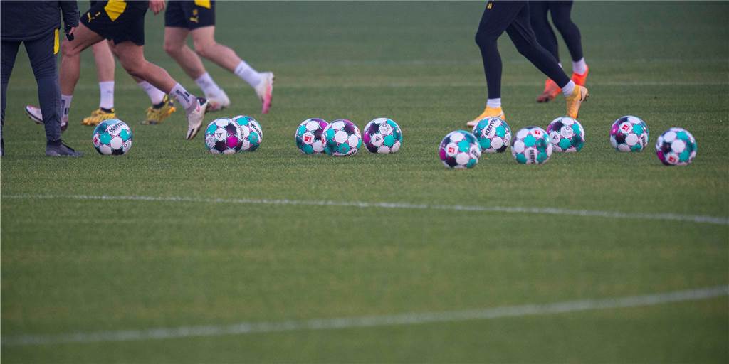 Damit der Ball wegen Corona nicht ruht: Der BVB ist vorbereitet Damit der Ball wegen Corona nicht ruht: Der BVB ist vorbereitet