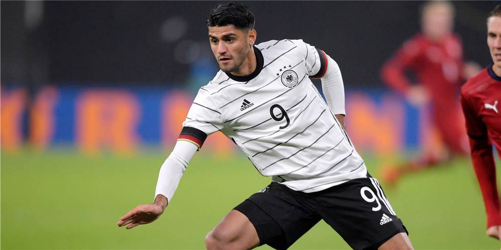 BVB-Nationalspieler Mahmoud Dahoud: Auf der Bank und doch belohnt BVB-Nationalspieler Mahmoud Dahoud: Auf der Bank und doch belohnt