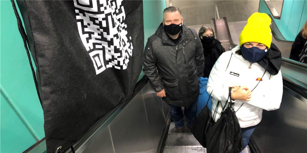 Immer mehr Schulverweigerer in Dortmund: Corona verschärft Probleme Katrin Meyersieck, Oliver Uzunkol und Angela Dietz von der Beratungsstelle KuBDo waren in Dortmund unterwegs, um schulmüde Jugendliche anzusprechen und Hilfe anzubieten.