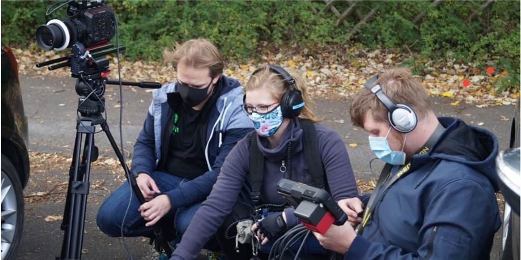 Filmcrew Lünen: Dreharbeiten mit Maske, Abstand und Desinfektion Dreharbeiten mit Maske wie hier vor einigen Wochen - auch das geht derzeit nicht für die Filmcrew Lünen. Das Team hofft, dass es Mitte Januar mit den Dreharbeiten weitergehen kann.