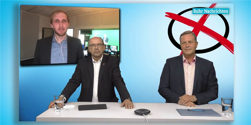 Schmeltzer wehrt sich gegen Lügenvorwurf - Bürgermeister gibt nach Jürgen Kleine-Frauns (r.) und Rainer Schmeltzer im Rededuell der Ruhr Nachrichten am 22. September.